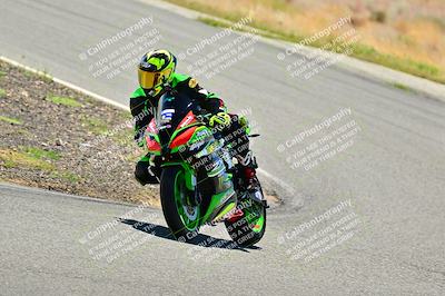 media/Apr-13-2025-TrackXperience (Sun) [[fb1ef998a6]]/Level 2 (Intermediate)/Turns 4 and 6 (Session 4)/